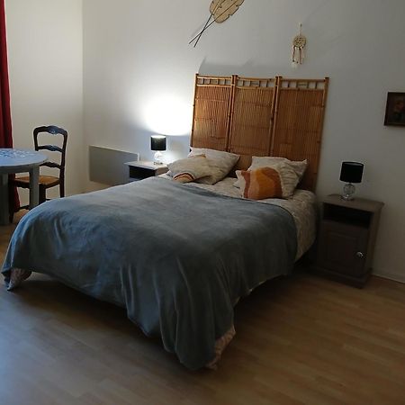 Bed and Breakfast Domaine Des Ifs Le Pin  Esterno foto